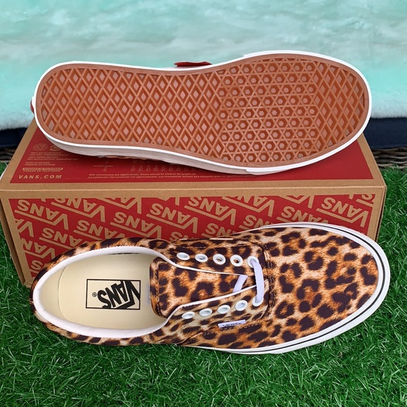 VANS ERA LEOPARD BLACK/TRUE WHITE WMNS - Picture 4 of 13